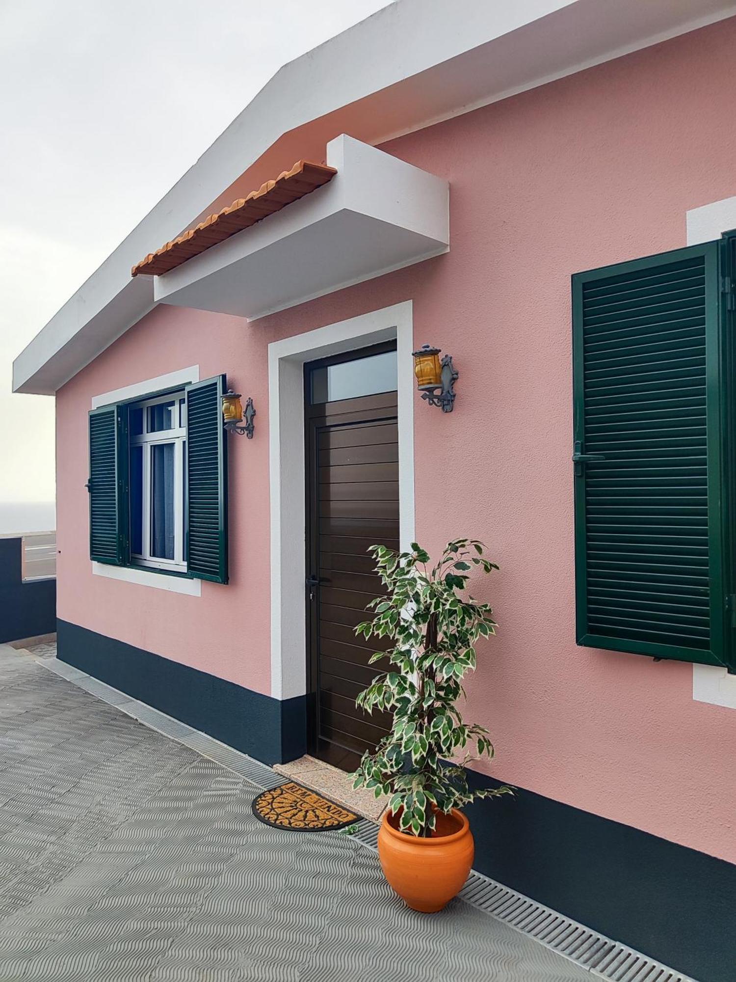 Gateone Al Airport View House Machico (Madeira) Exterior foto